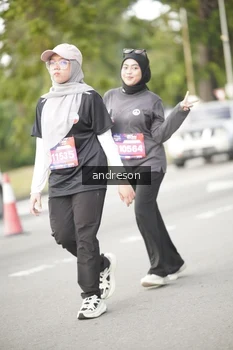 Runner Photo 4240868