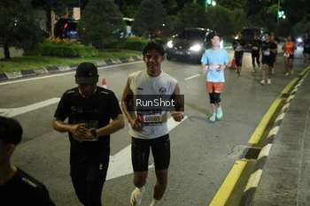 Runner Photo 4240870