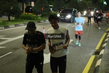 Runner Photo 4240875