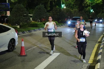Runner Photo 4240887