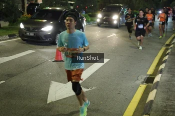 Runner Photo 4240896