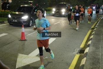 Runner Photo 4240897