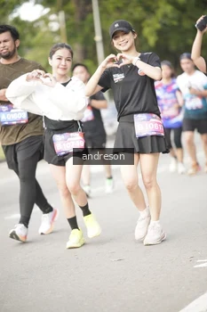 Runner Photo 4240910