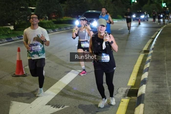Runner Photo 4240914