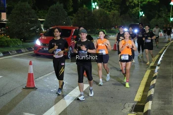 Runner Photo 4240920