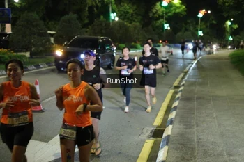 Runner Photo 4240942