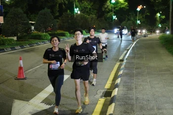 Runner Photo 4240950