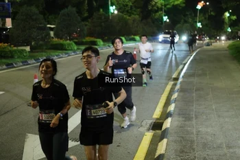 Runner Photo 4240956