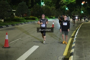 Runner Photo 4240993