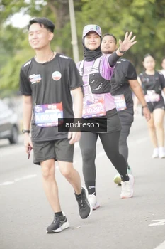 Runner Photo 4240999