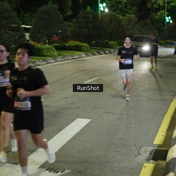 Runner Photo 4241031