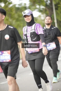 Runner Photo 4241054