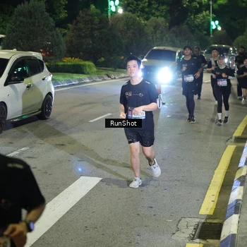 Runner Photo 4241092