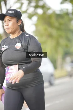 Runner Photo 4241094