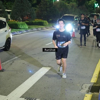 Runner Photo 4241097