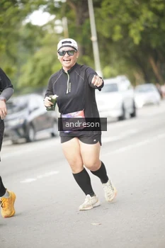Runner Photo 4241115