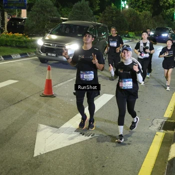 Runner Photo 4241134