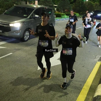 Runner Photo 4241144