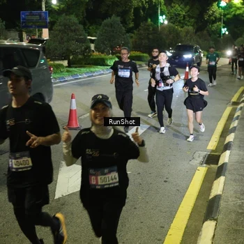 Runner Photo 4241147