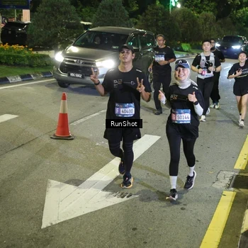 Runner Photo 4241148
