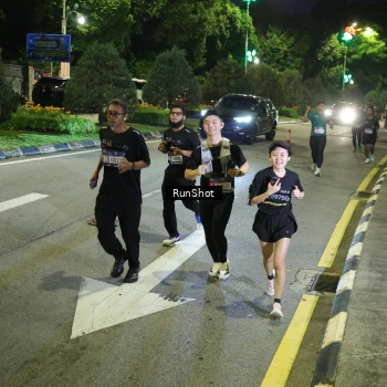Runner Photo 4241155