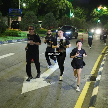 Runner Photo 4241156
