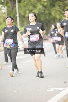 Runner Photo 4241173