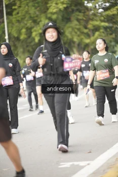 Runner Photo 4241236