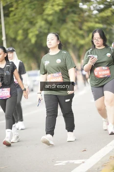 Runner Photo 4241263