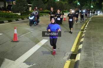 Runner Photo 4241325
