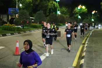Runner Photo 4241335