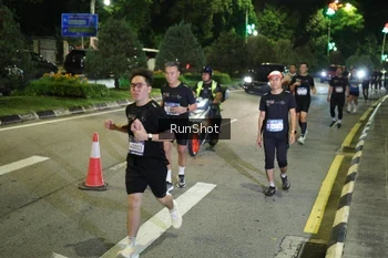 Runner Photo 4241343
