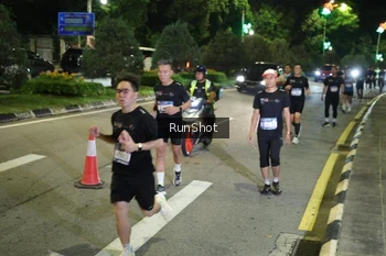 Runner Photo 4241344