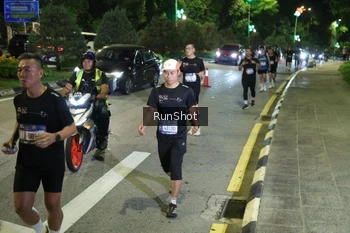 Runner Photo 4241355