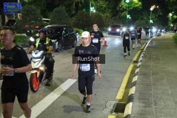 Runner Photo 4241358