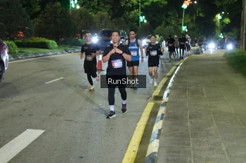 Runner Photo 4241372