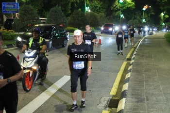Runner Photo 4241378