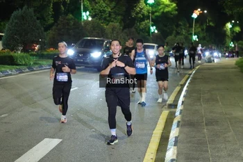 Runner Photo 4241382