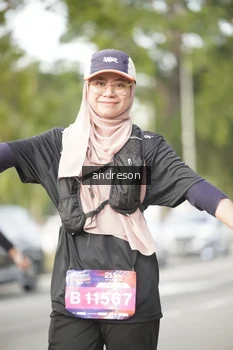 Runner Photo 4241389