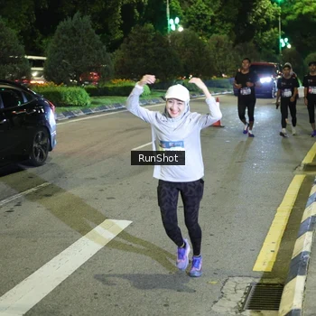 Runner Photo 4241465