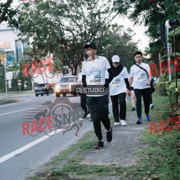 Runner Photo 424149