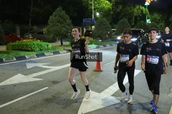 Runner Photo 4241519