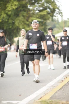 Runner Photo 4241530