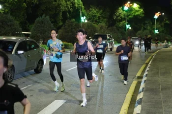 Runner Photo 4241574