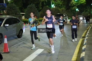 Runner Photo 4241579