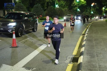 Runner Photo 4241610
