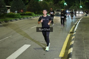 Runner Photo 4241633