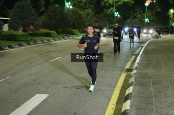 Runner Photo 4241639
