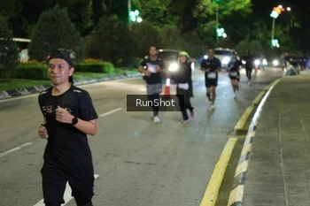 Runner Photo 4241640