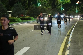 Runner Photo 4241645